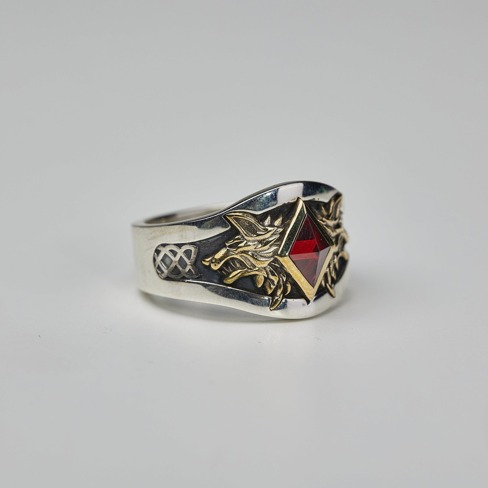 Warhammer 40K Space Wolves Ring of Leman Russ Wolf King Memorial Ring Starforged